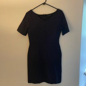 Banana Republic Fitted Work Dress 3/4 Sleeve Classic Black Polka Dot